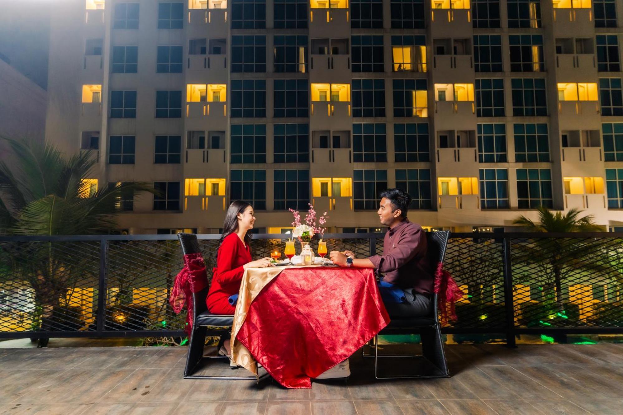 Swiss-Belinn Malang Exterior photo