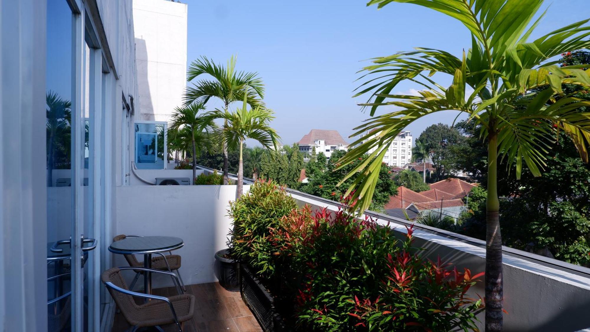 Swiss-Belinn Malang Exterior photo