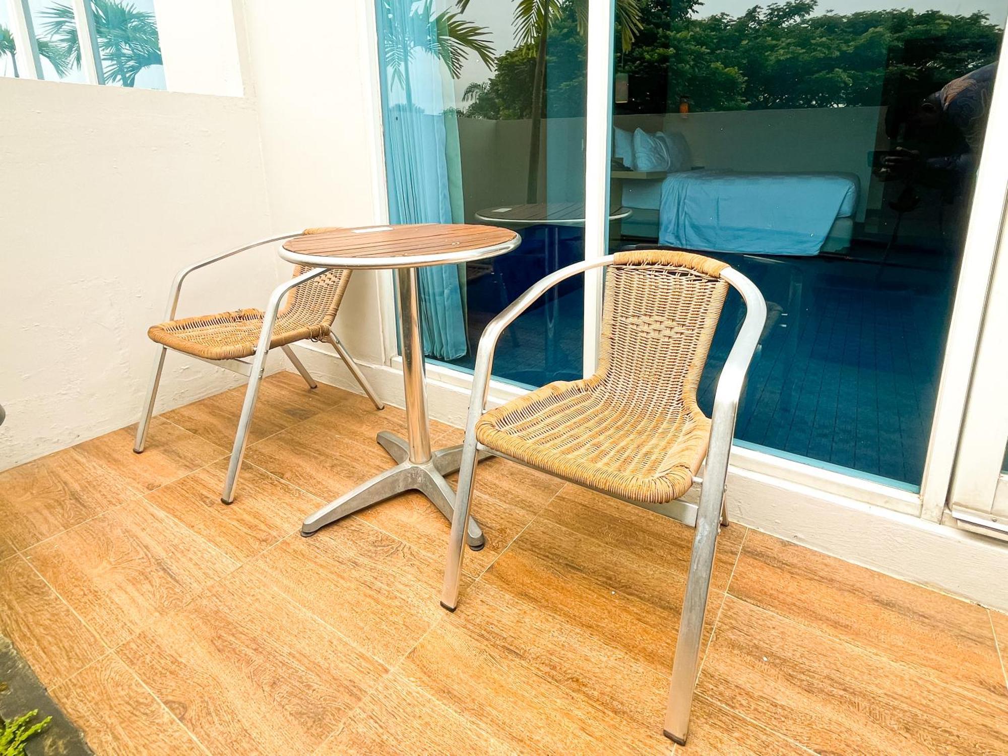 Swiss-Belinn Malang Exterior photo